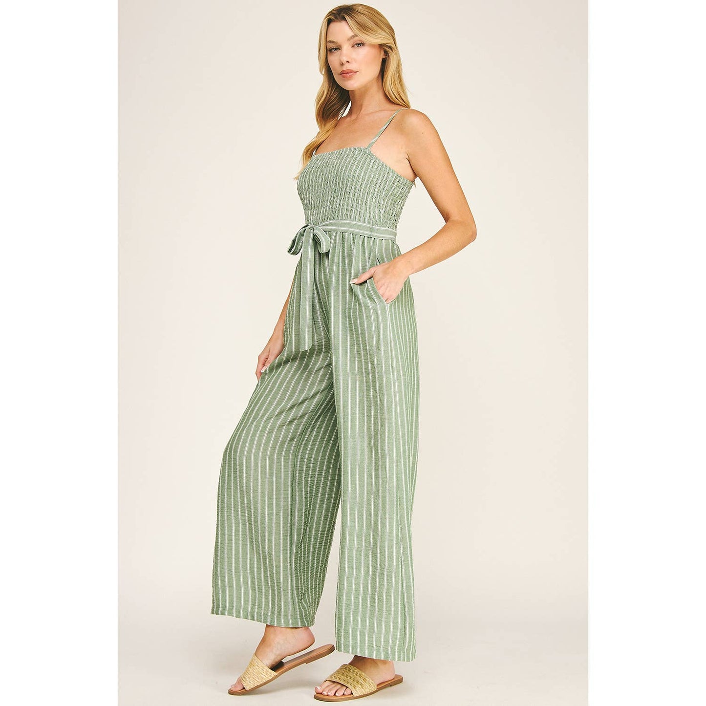 COASTAL STRIPE SMOCKED WIDE LEG JUMPSUIT: COMFREY/WHITE /