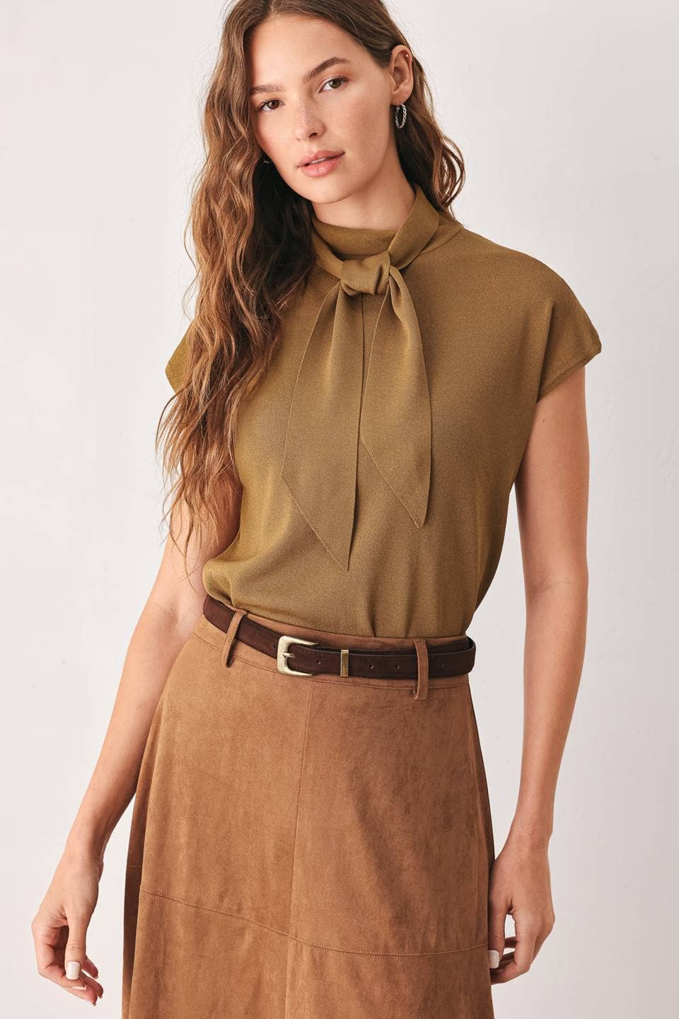 A solid sweater knit top - FSW1545 CAMEL: CAMEL / Contemporary