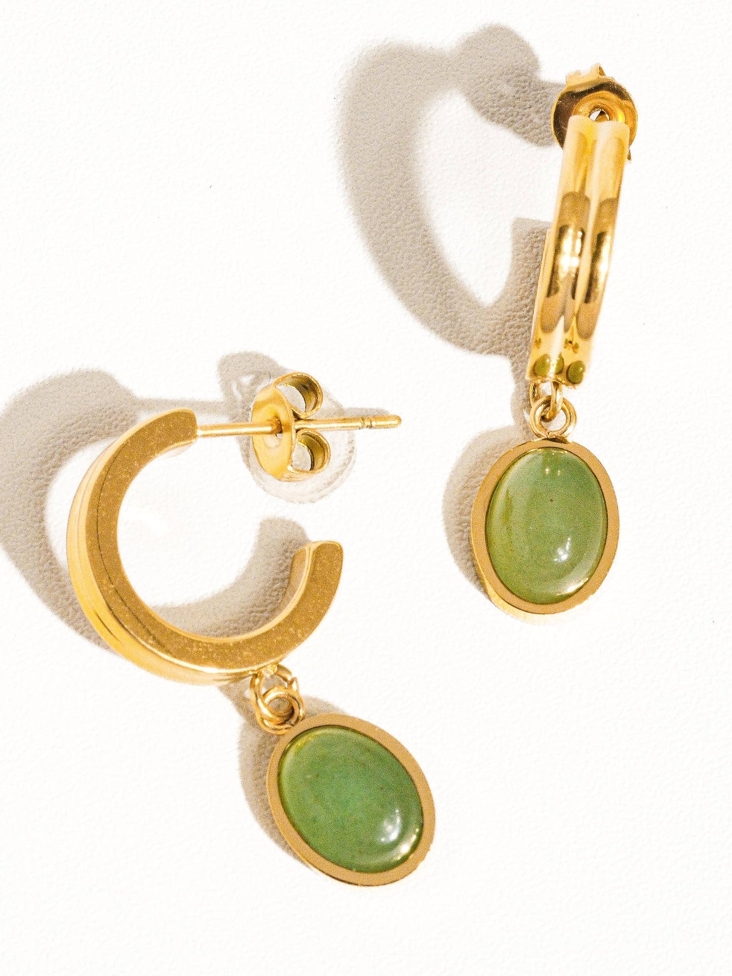 Round Stone Dangle Earring: Green