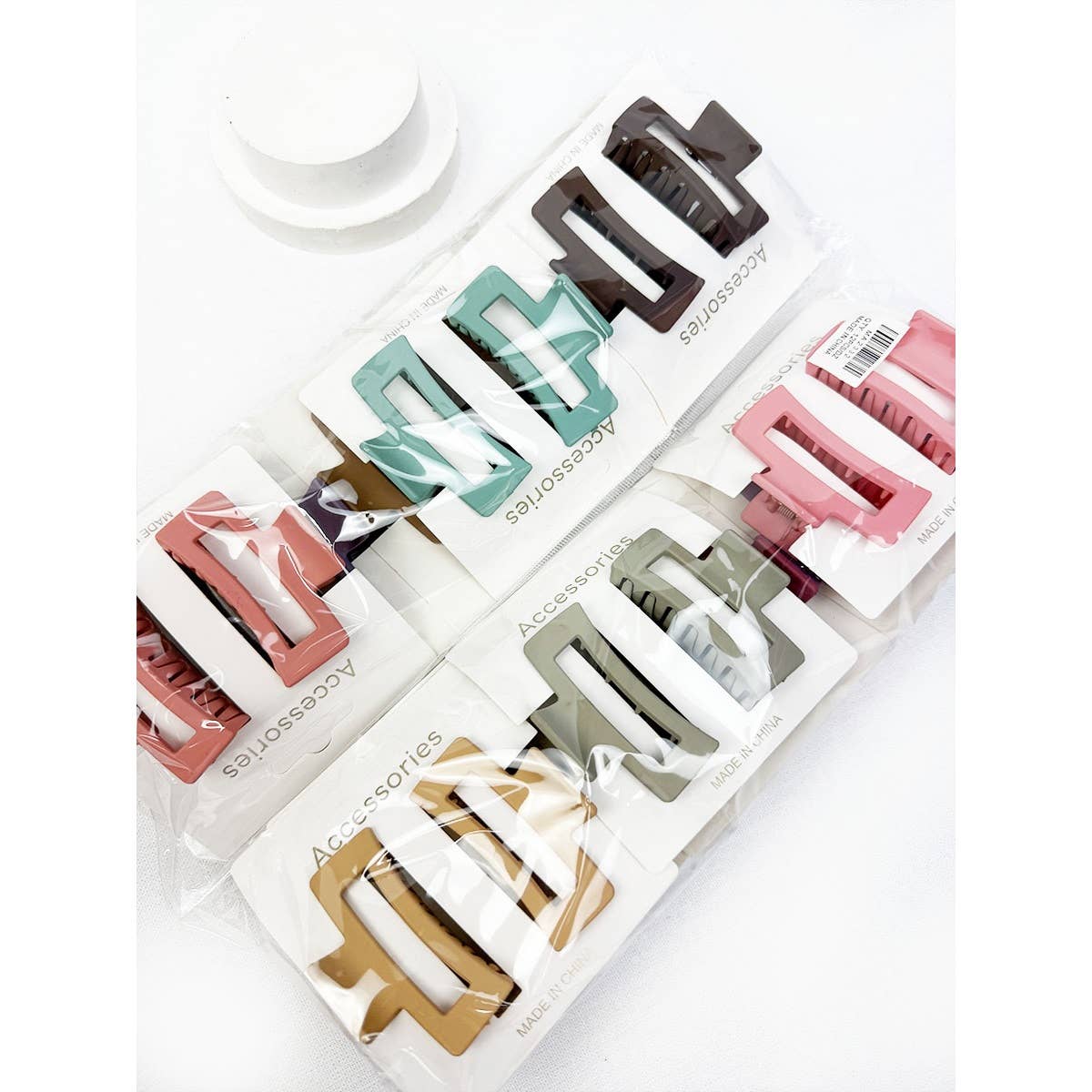 Matt DUO Small Cut Out Rectangle Hair Claw: MIX COLOR / ONE(12)