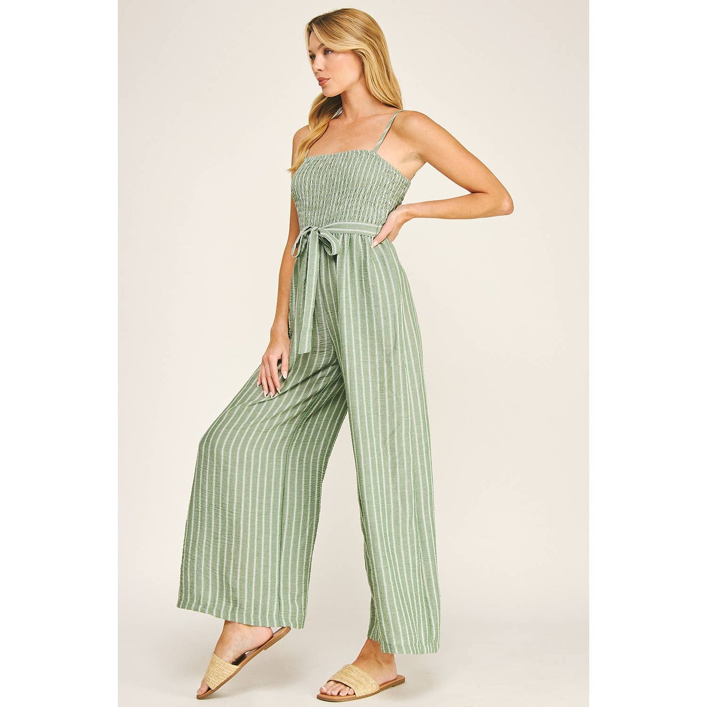 COASTAL STRIPE SMOCKED WIDE LEG JUMPSUIT: COMFREY/WHITE /