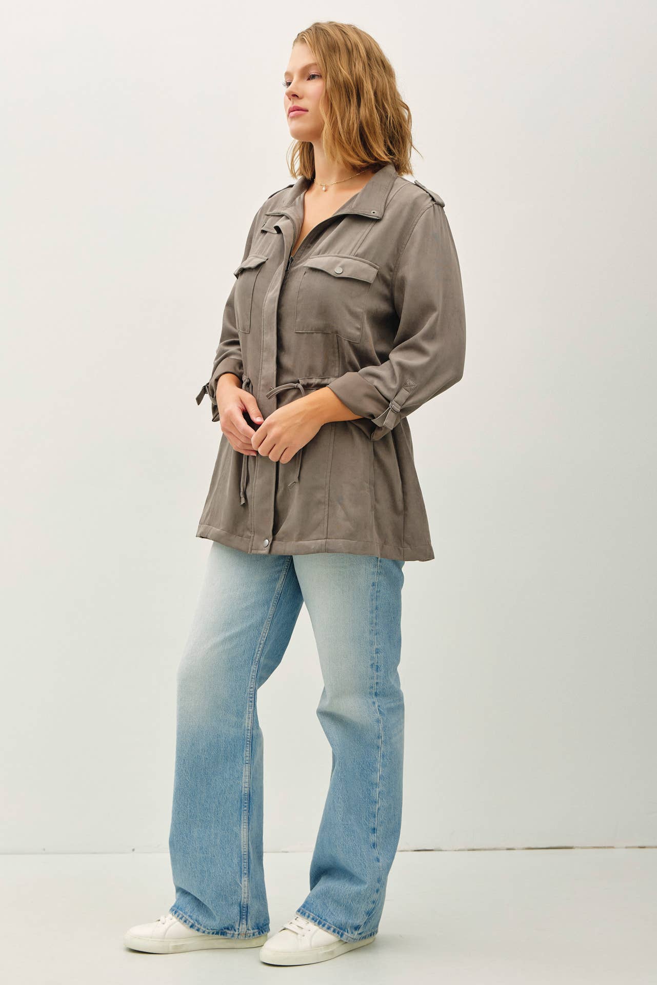 PLUS SIZE CINCHED WAIST CARGO UTILITY JACKET: Natural / Plus Size